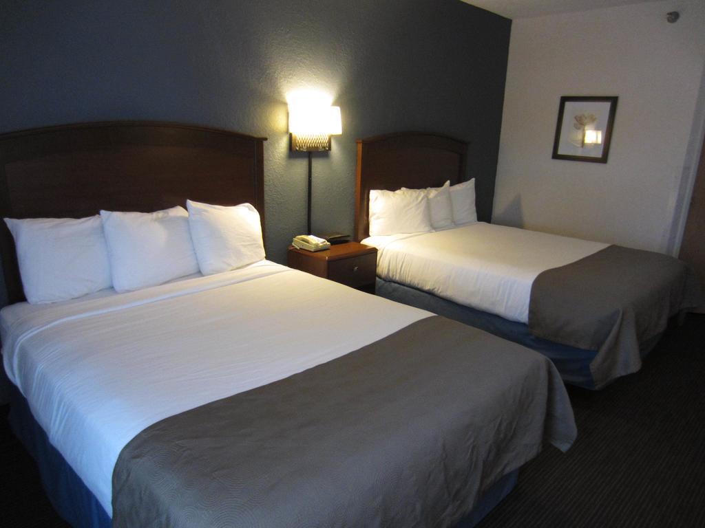 Americinn By Wyndham Hutchinson Cameră foto